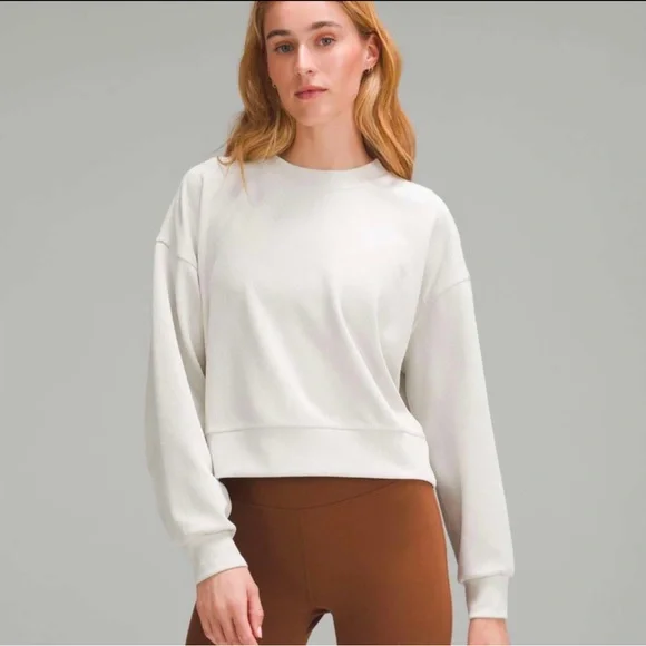 Lululemon Softstreme Perfectly Oversized Cropped Crew Bone Size 2 - Picture 2 of 6